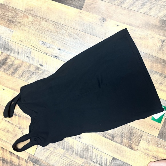 Halara Body Con Dress -Classic Black Sheath Dress with Sculpted Waist - Picture 8 of 12